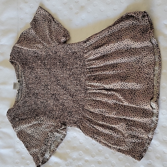 URBAN Romantics Tops - 𝅺cute top